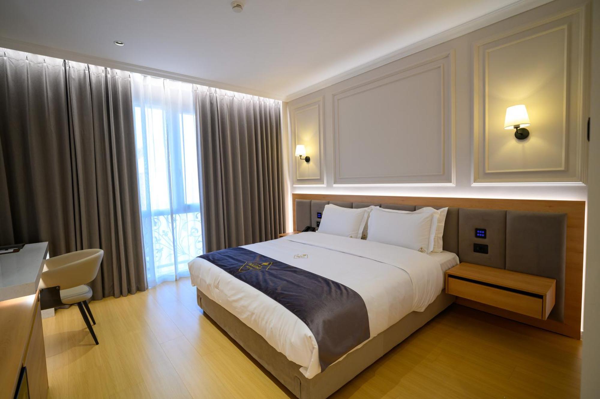 Holiday Hotel Rinas Exterior foto