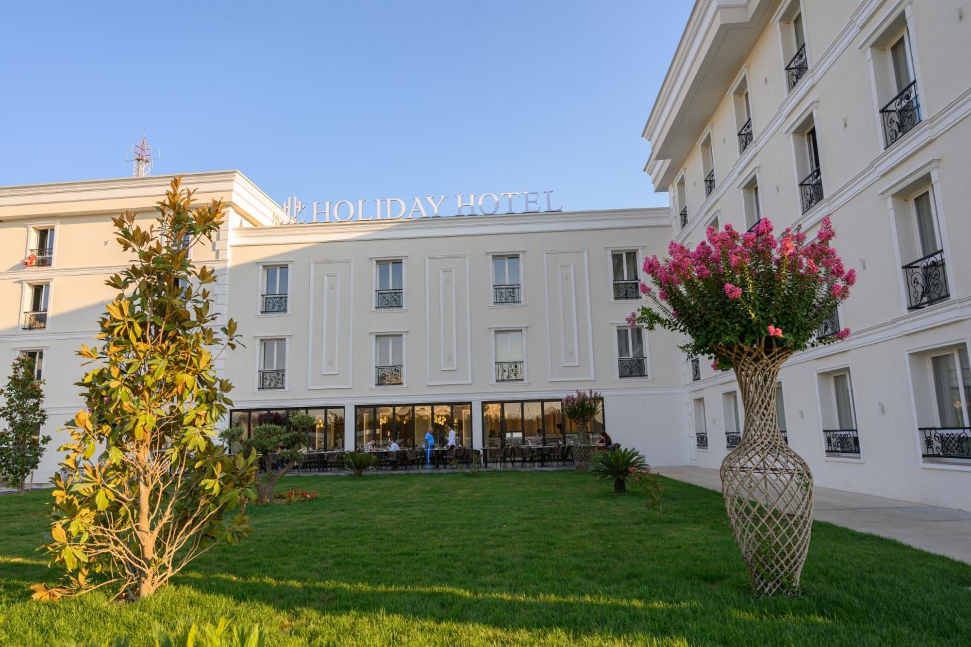 Holiday Hotel Rinas Exterior foto