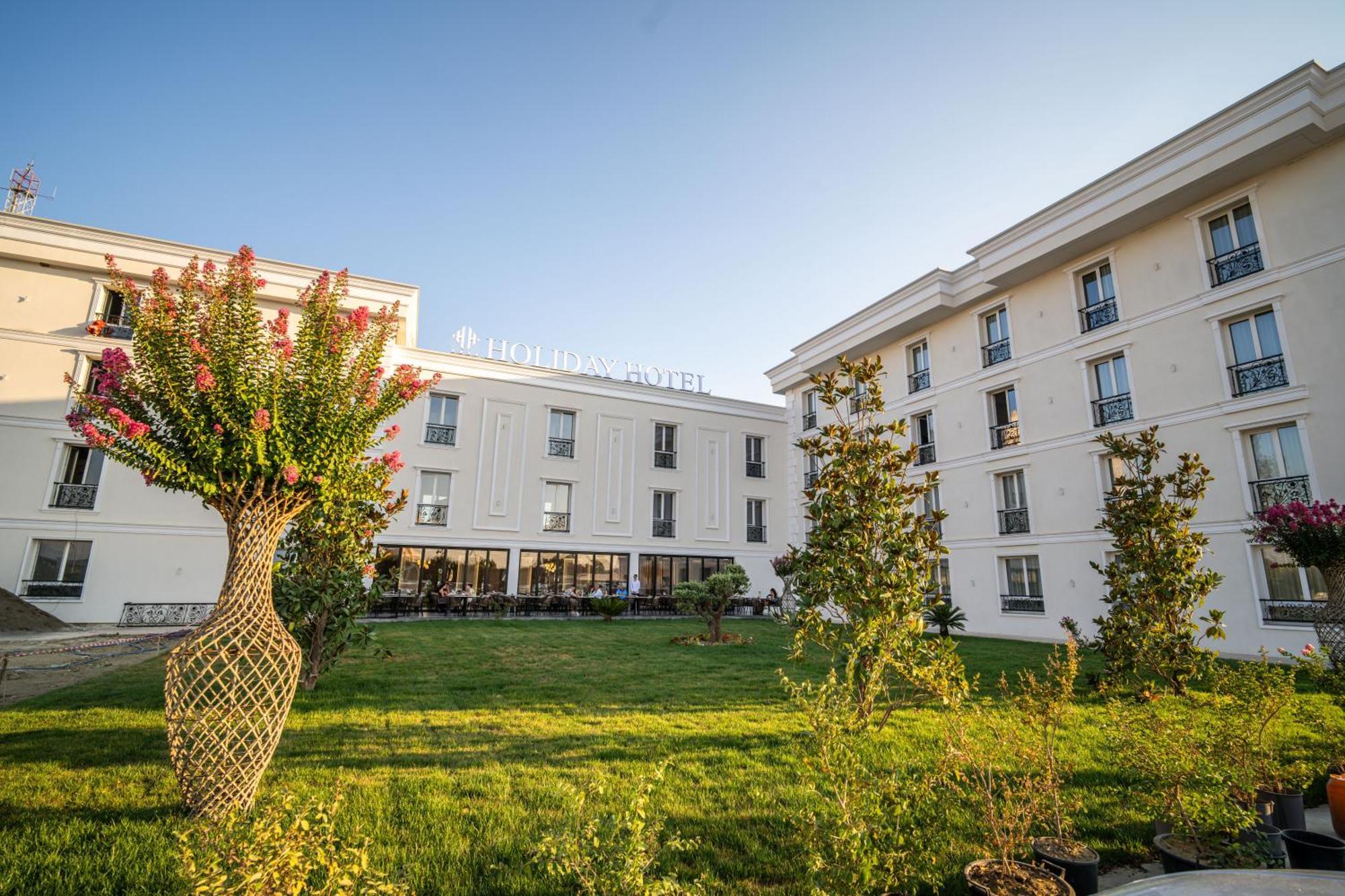 Holiday Hotel Rinas Exterior foto